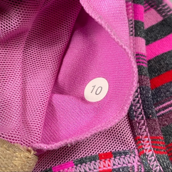 Lululemon Tank Size 10 - Picture 3 of 6